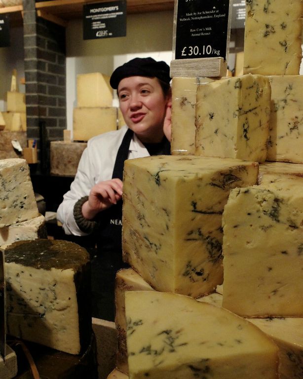 Cheese cavern, Neals Yard Dairy, London | Сырное царство, Лондон